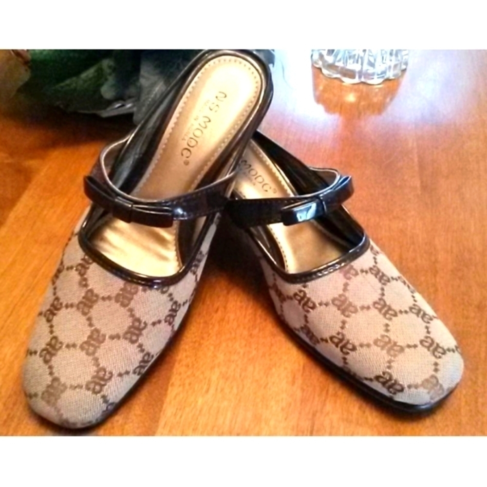 NEW NS MOS SHOES SIZE 8